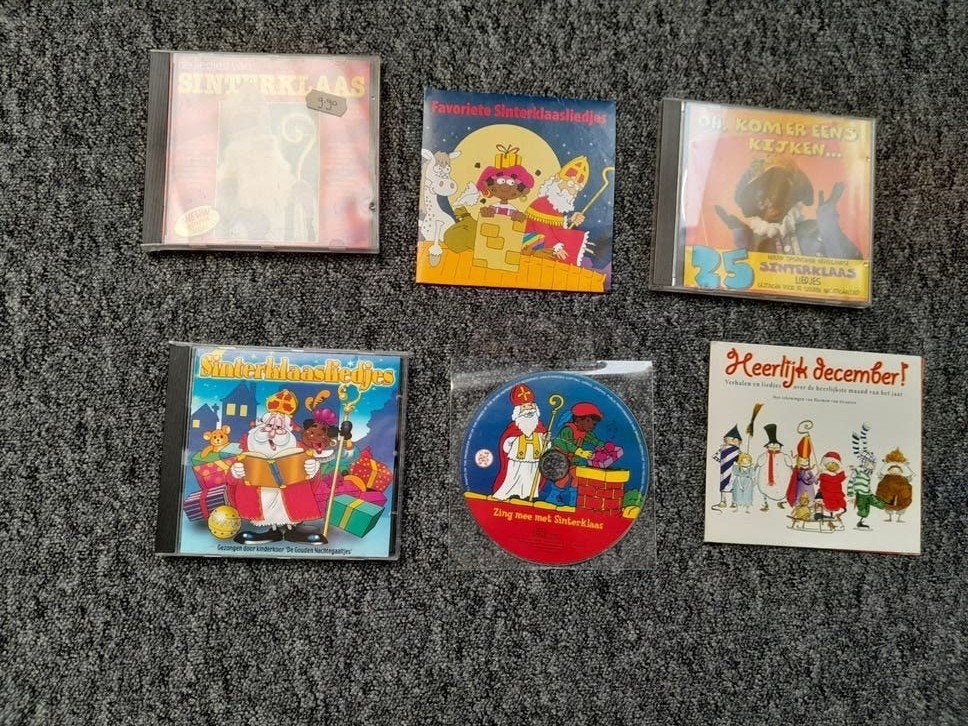 6 cd's van sinterklaas, Diversen, Sinterklaas, Ophalen of Verzenden, Zo goed als nieuw