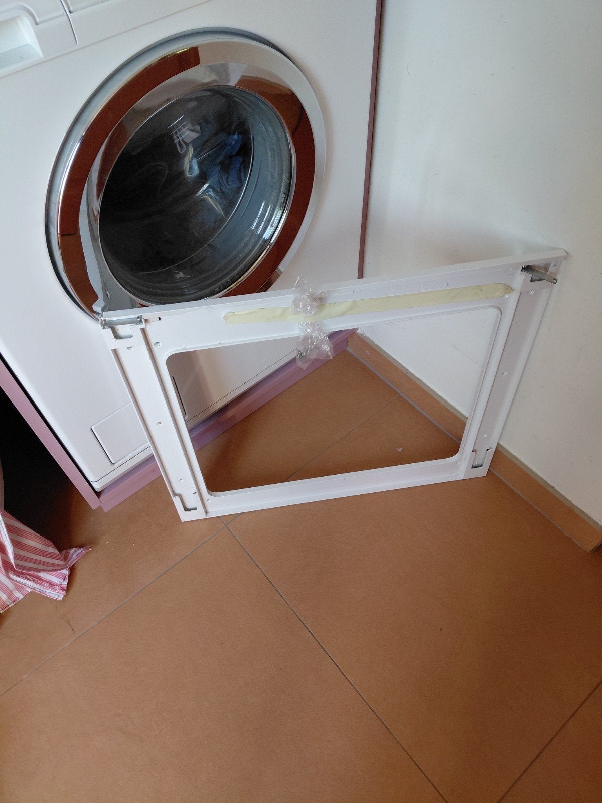 Miele wtv 502 stapelframe, aansluitset wasdroger, Ophalen, Zo goed als nieuw