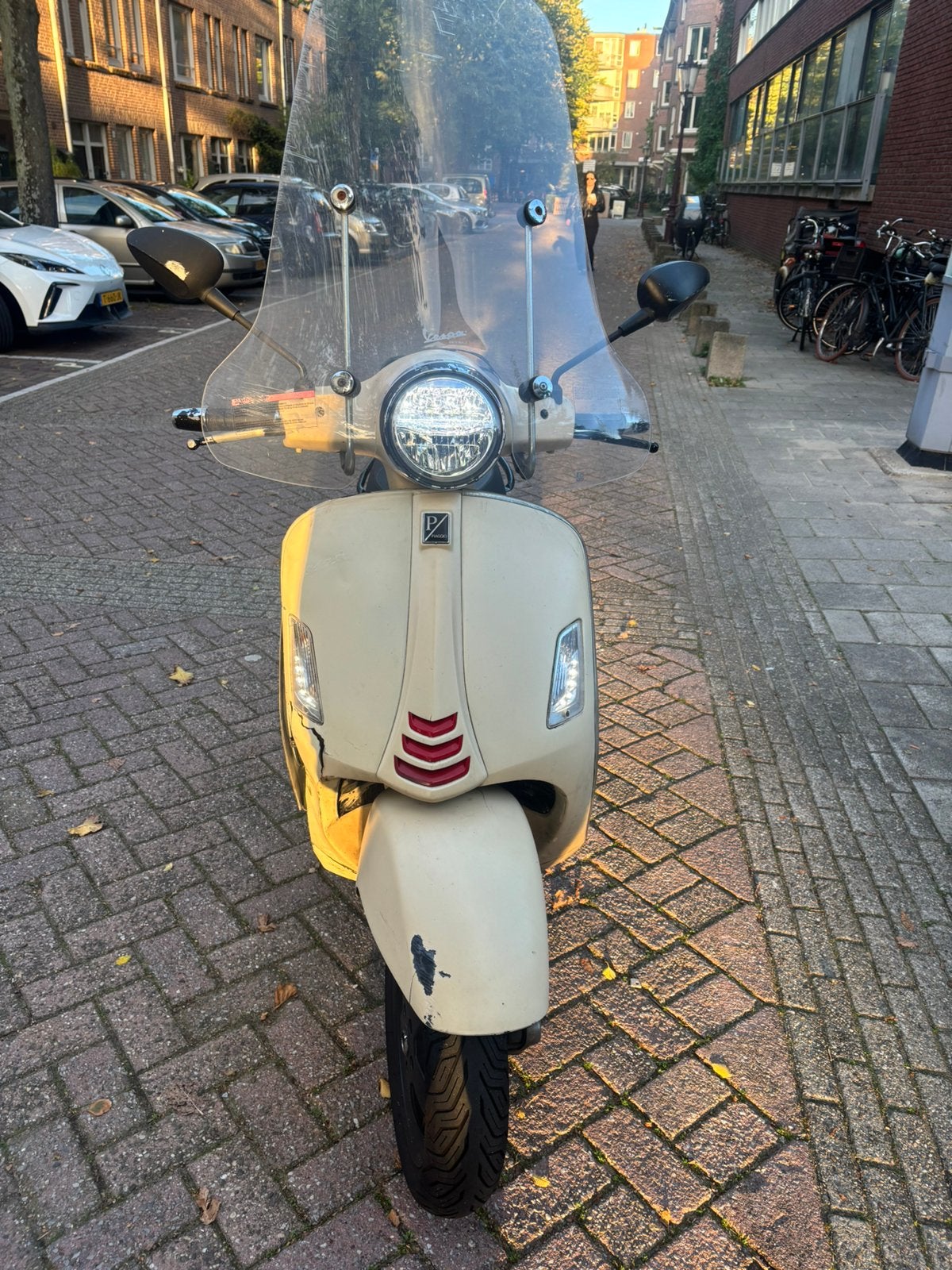 Vespa gts schade 300 a1, Ophalen, Zo goed als nieuw, Benzine, Overige modellen