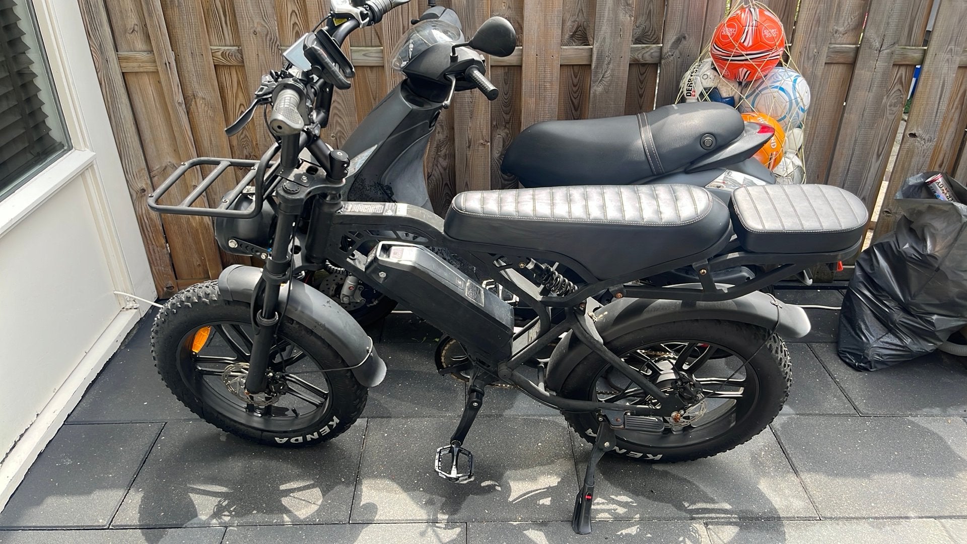 Ouxi V20 fatbike compleet met oplader en alarm, 59 cm of meer, Ophalen of Verzenden, Zo goed als nieuw, Overige merken