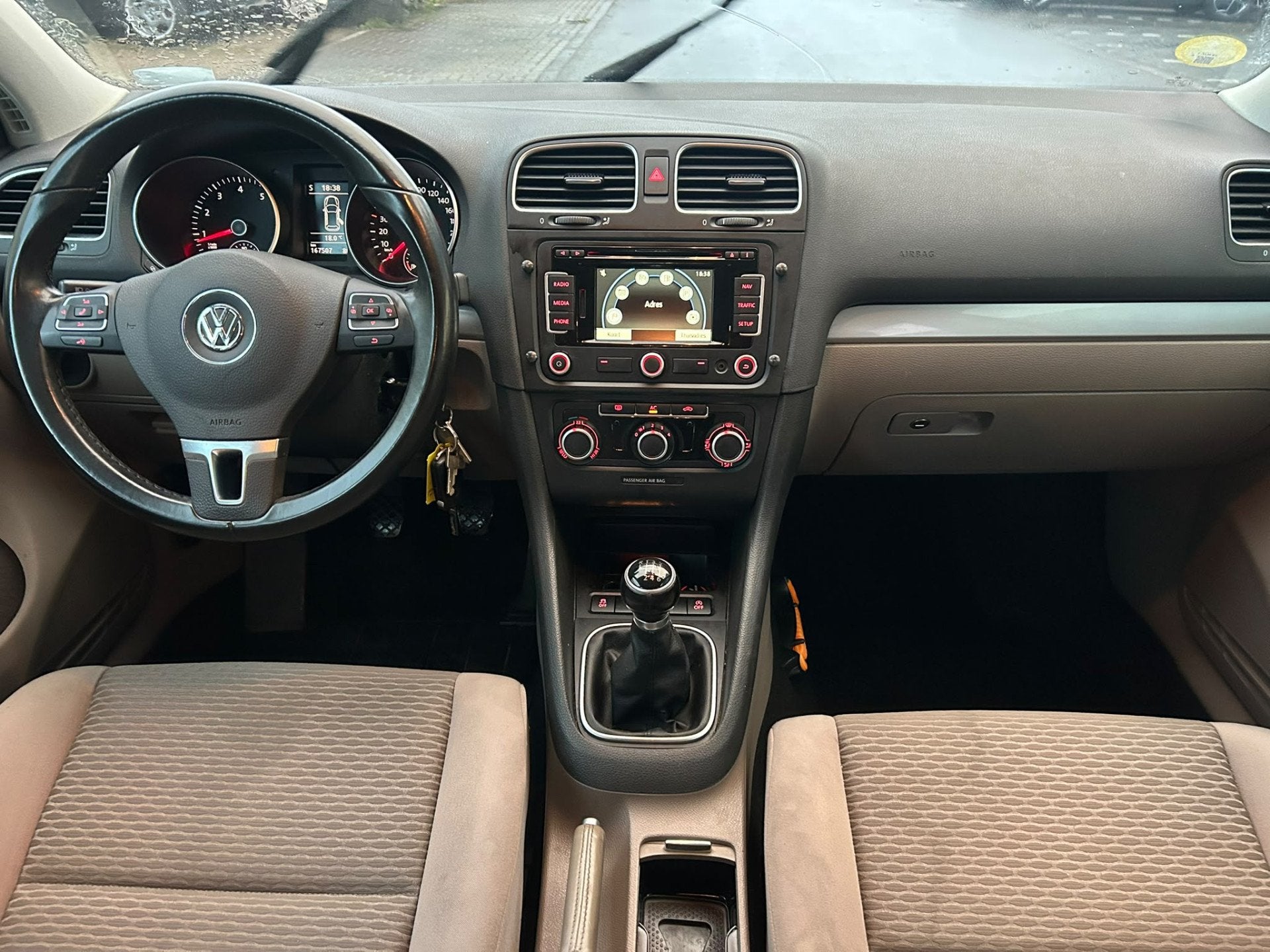 Volkswagen Golf 1.2 TSI BlueMotion / 167 DKM / DEALER ONDERH, Auto's, Voorwielaandrijving, Stof, Gebruikt, Zwart