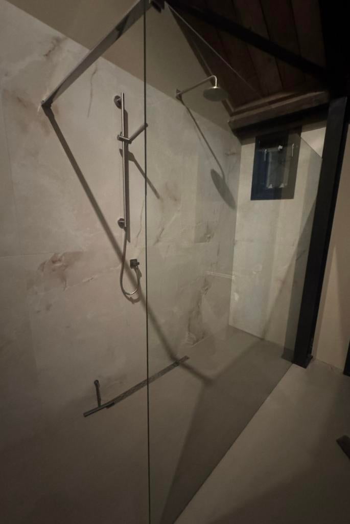 Douche wand, Ophalen of Verzenden, Zo goed als nieuw
