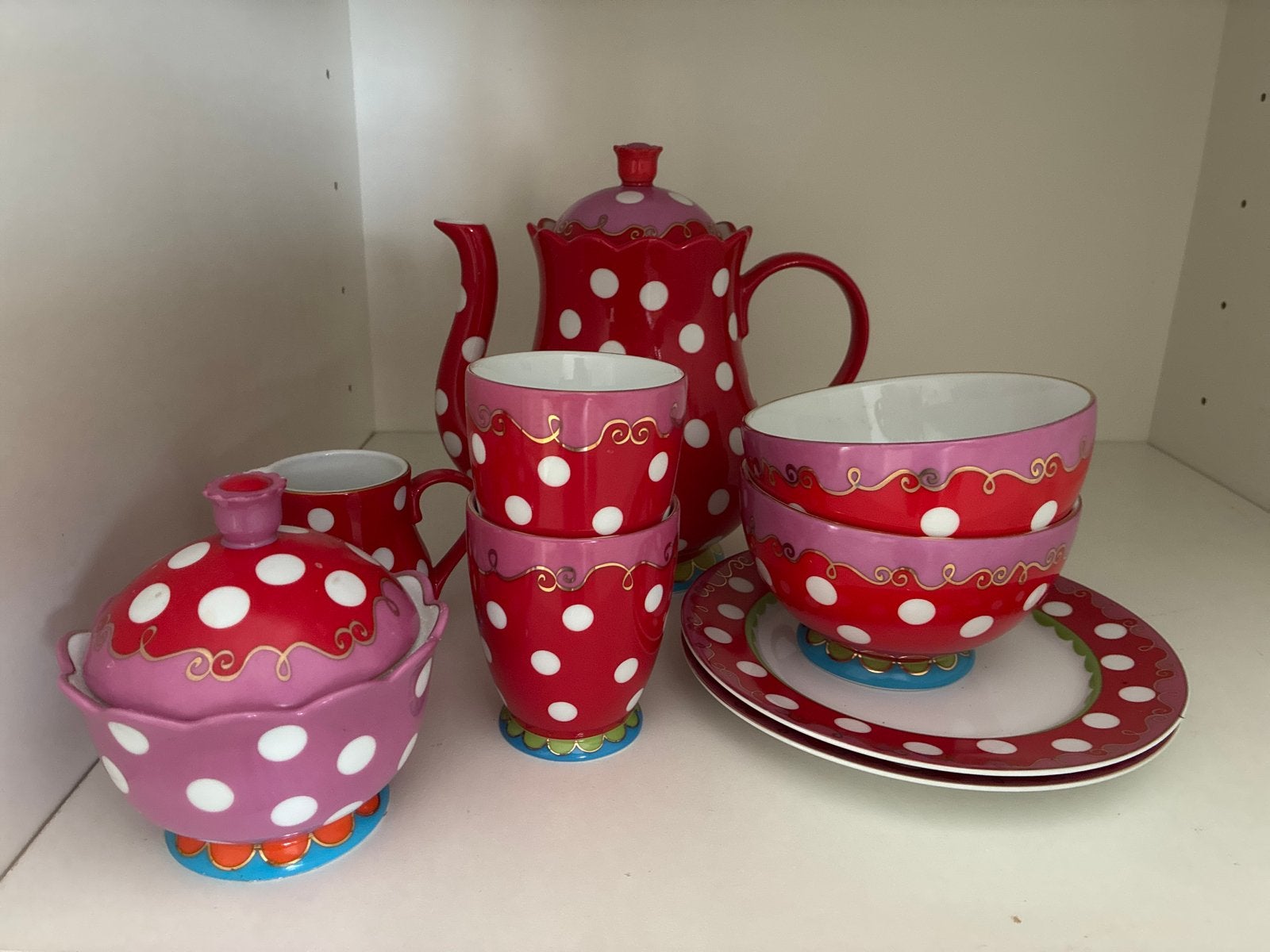 Oilily servies met theepot, suikerpot, melkkannetje, Ophalen of Verzenden, Gebruikt, Keramiek, Compleet servies