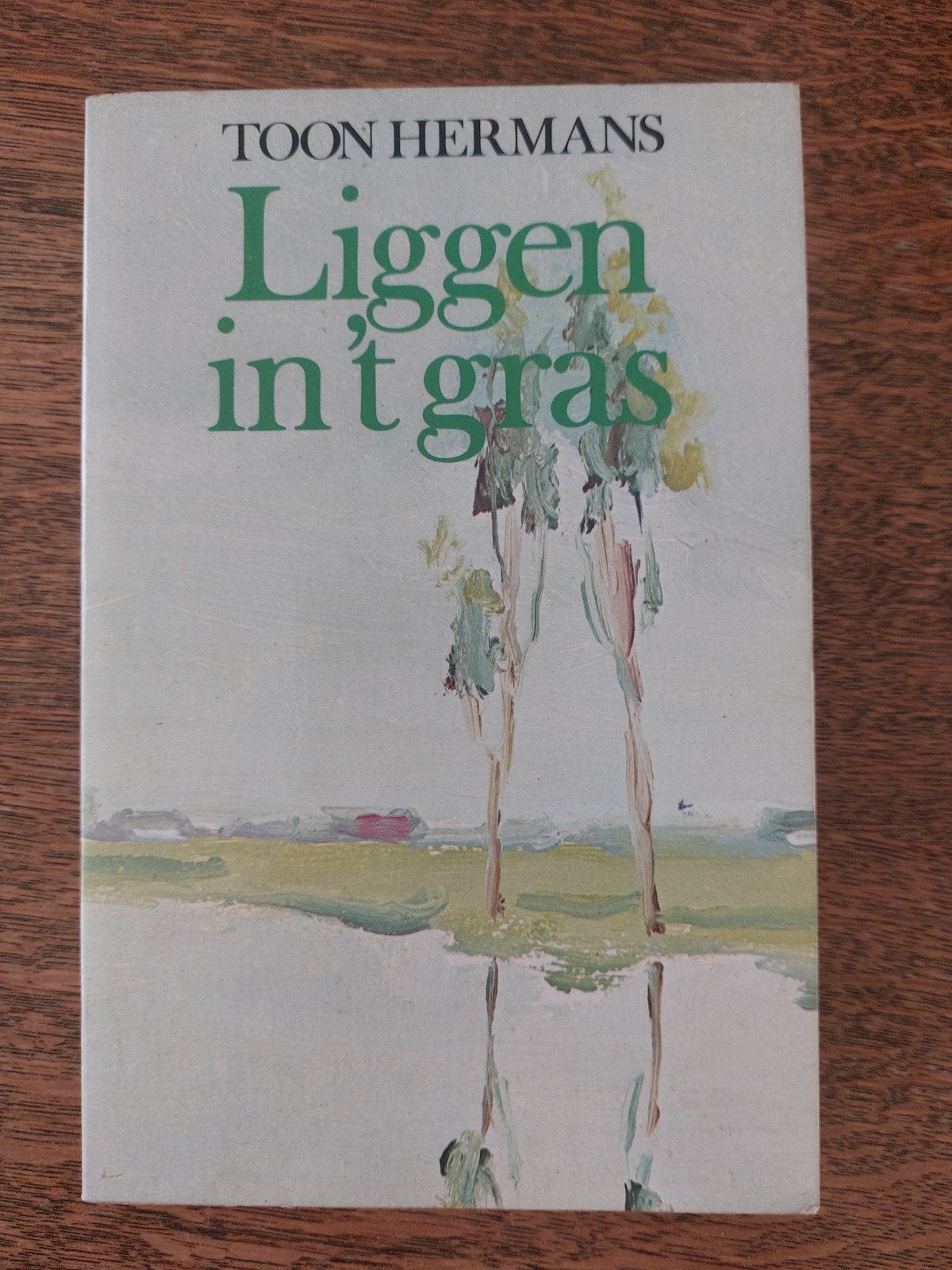 Liggen in 't gras - Toon Hermans (Poëzie/Verhalen), Ophalen of Verzenden, Gelezen, Toon Hermans, Eén auteur