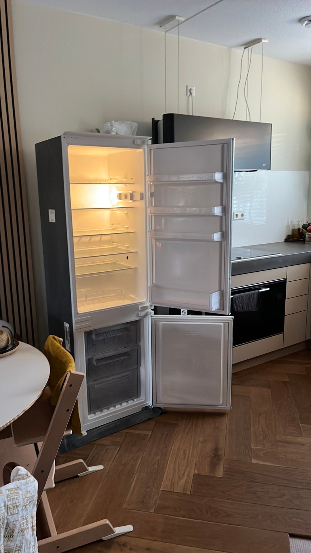 Inbouw Koel-vriescombinatie van Neff, 150 tot 200 liter, Gebruikt, Met aparte vriezer, Energieklasse A of zuiniger