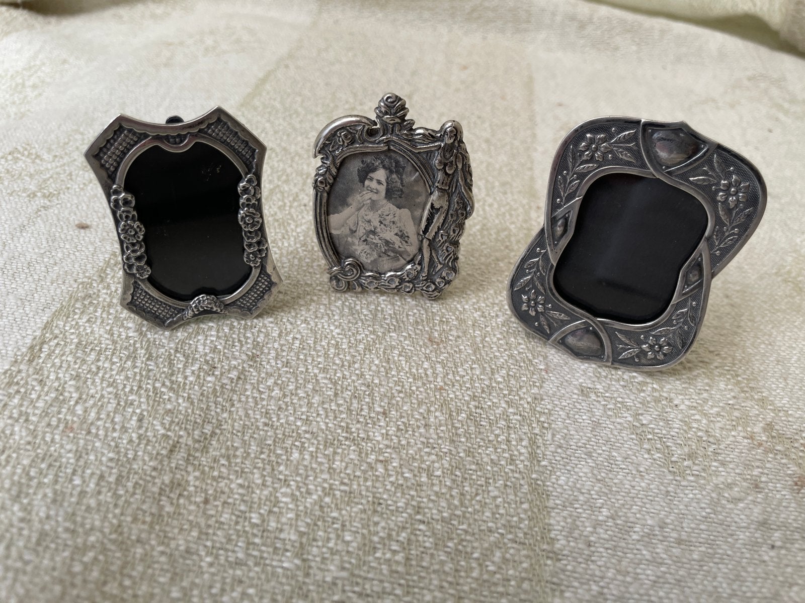 3 Zilveren Miniatuur Fotolijstjes - Art Nouveau / Jugendstil, Antiek en Kunst, Ophalen of Verzenden, Zilver
