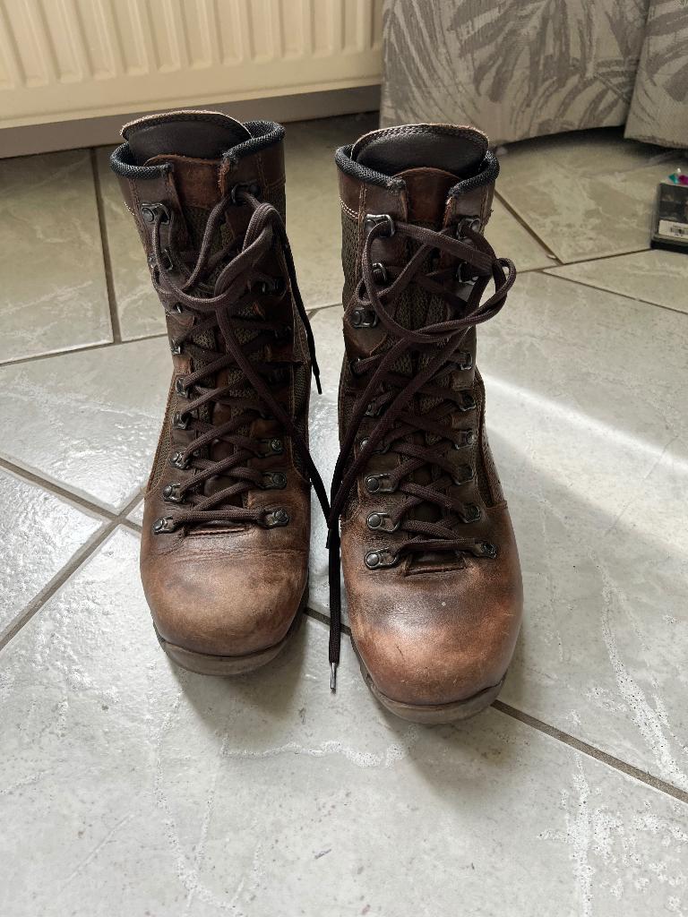 Gedragen paar Meindl 3548-10 Jungle Boots maat 42,5 Br 4, Verzenden, Gebruikt, Schoenen