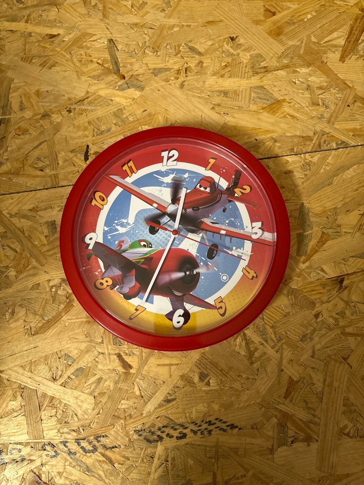 Planes klok voor de kinderkamer, Ophalen of Verzenden, Gebruikt, Analoog, Wandklok