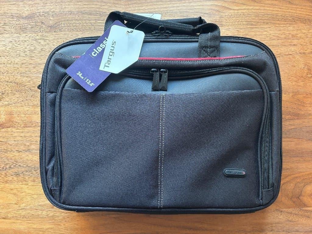 Nieuwe Targus Classic Laptoptas 13.4” Zwart, Nieuw, Aktetas, Ophalen of Verzenden, 13 inch