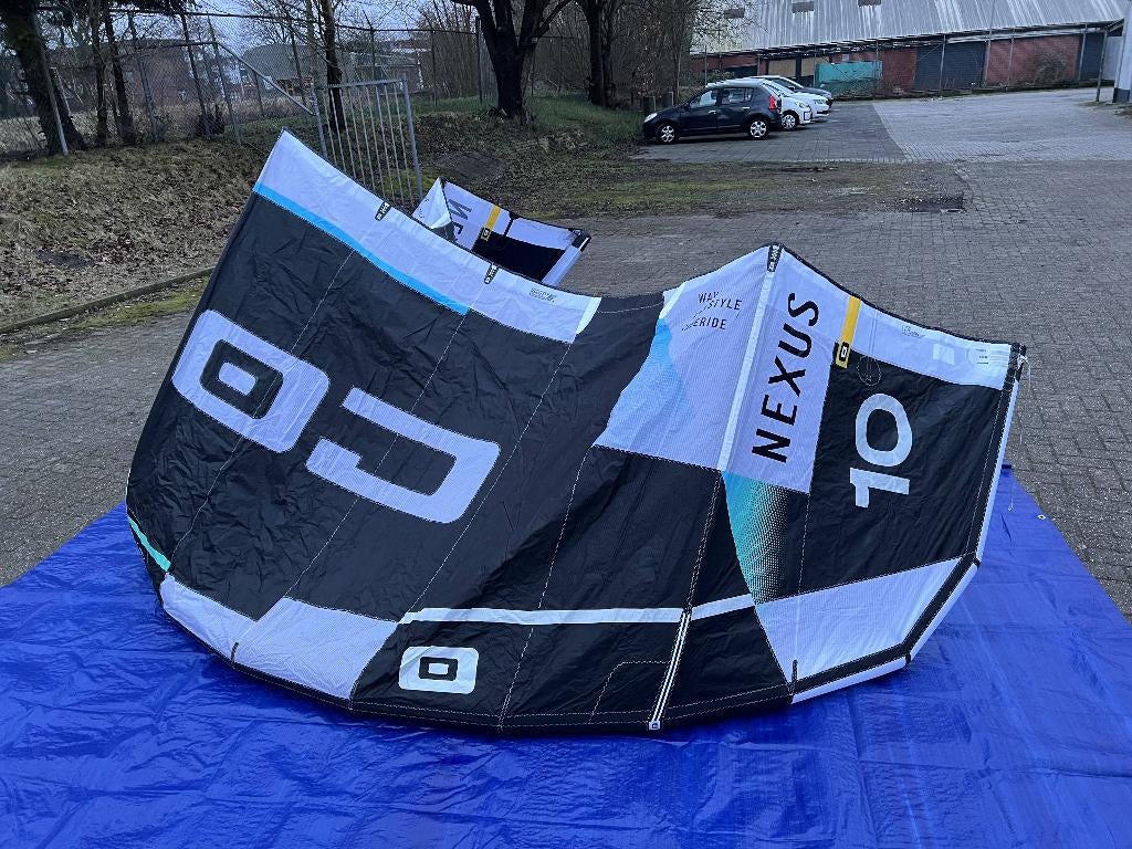 10m Core Nexus 3 zwart, Watersport en Boten, Kitesurfen, 10 m², Geen board, Ophalen of Verzenden, Zo goed als nieuw