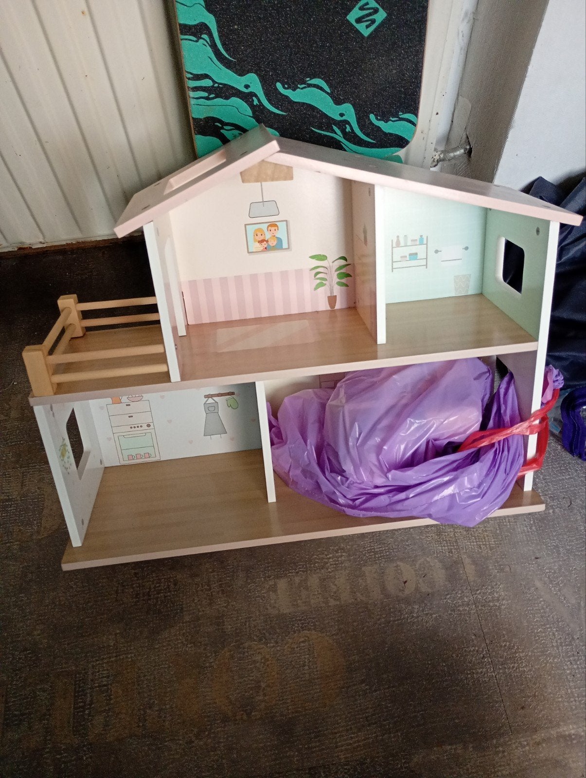 gastouderopvang te koop: Houten poppenhuis, Ophalen, Gebruikt, Poppenhuis