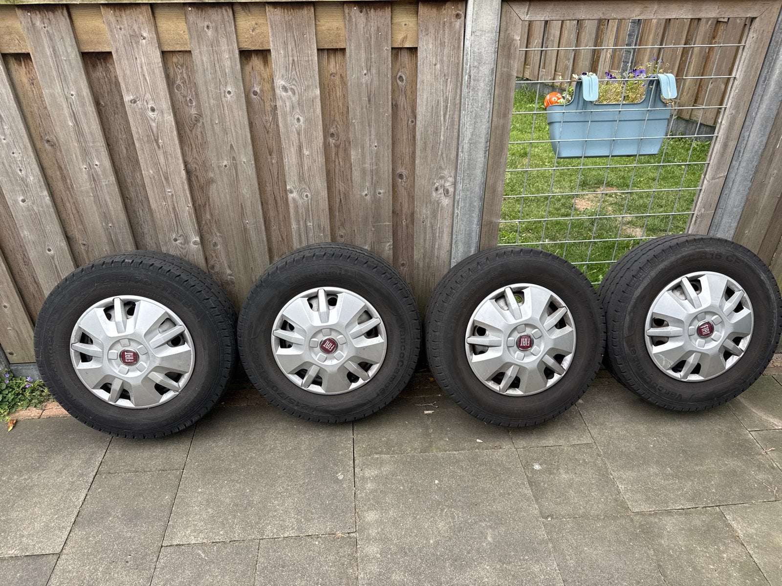 4 Continental VancoCamper banden - APK waardig, Caravans en Kamperen, Ophalen, Gebruikt