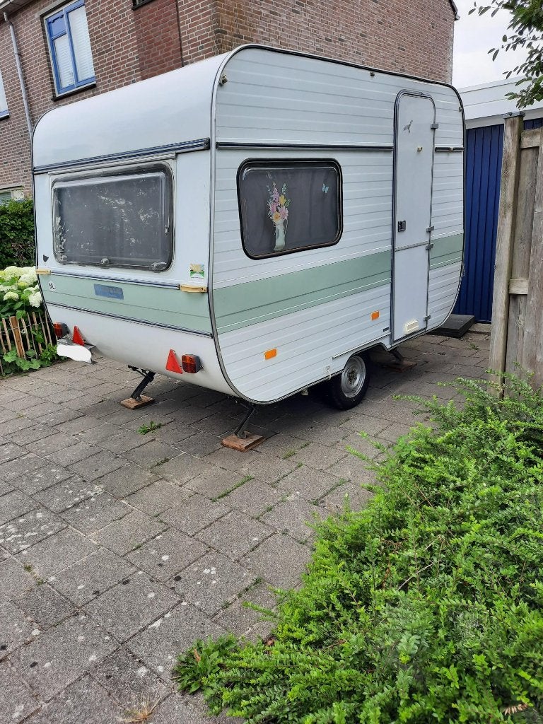 Gepimpte Adria caravan Oldtimer, Caravans en Kamperen, Vast bed, Koelkast, Treinzit, Particulier