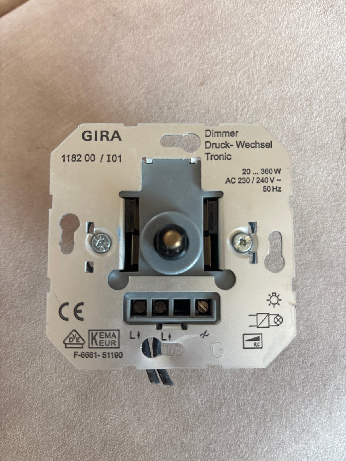 Gira dimmer 20-360W, Ophalen of Verzenden, Schakelaar