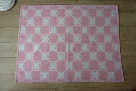 deken bedje ledikant Roze Wit Dralon Deken verschillend kant, Ophalen, Overige kleuren, 135 cm, Nieuw