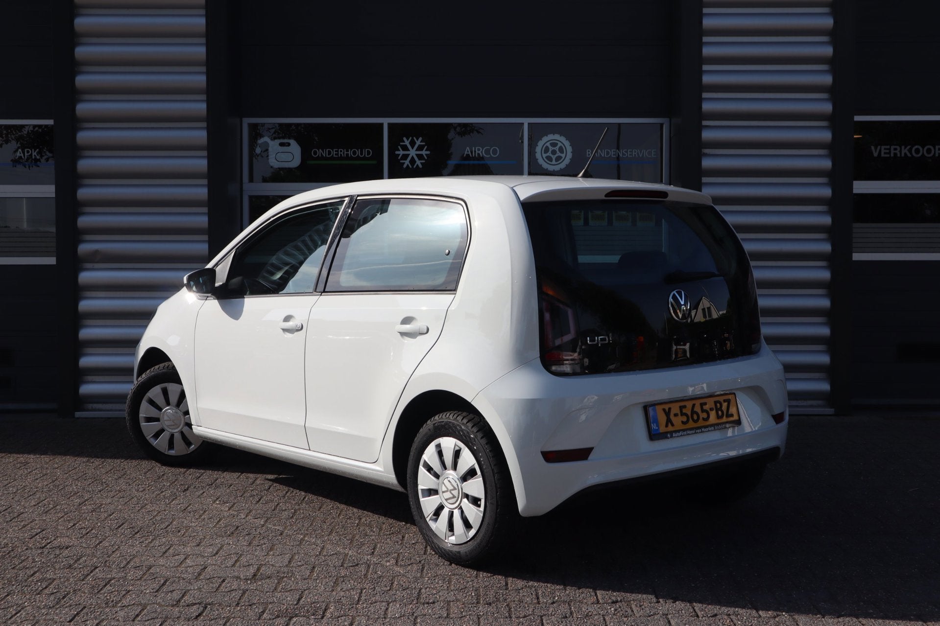 Volkswagen Up! 1.0, Stof, Gebruikt, 4 stoelen, Origineel Nederlands