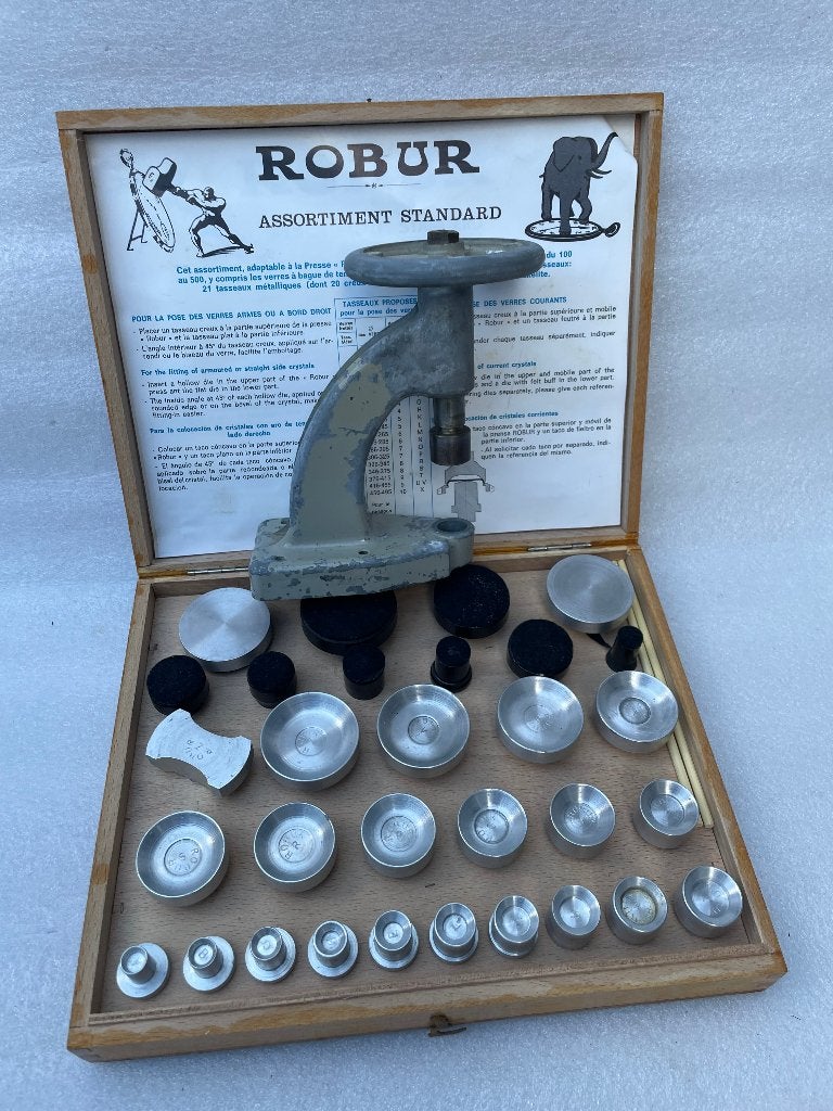 Robur Glazenpersen – Horlogemaker gereedschap, Ophalen