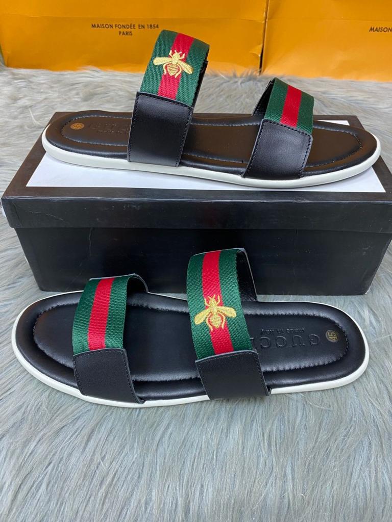 Gucci sandalen/slippers maat 44, Kleding | Heren, Schoenen, Sandalen, Zwart, Nieuw, Ophalen of Verzenden