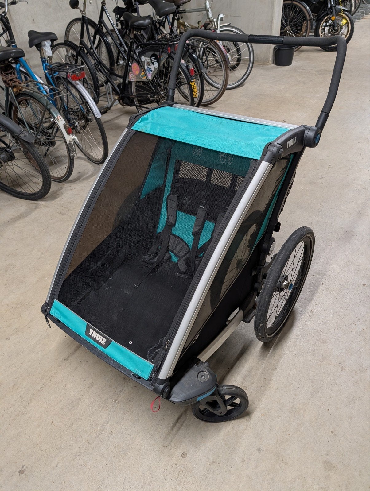Thule Chariot Lite 2 Fietskar / Wandelwagen – Bluegrass, Ophalen, Vering, Zo goed als nieuw, 40 tot 60 kg