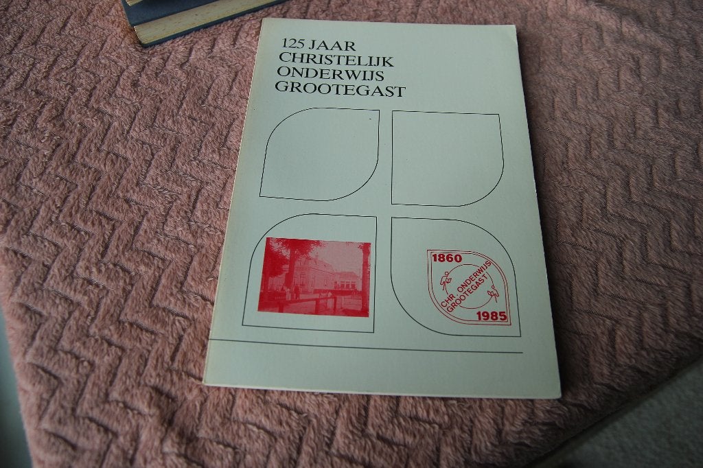 125 jaar christelijk onderwijs Grootegast, Boeken, Geschiedenis | Stad en Regio, Ophalen of Verzenden, Gelezen