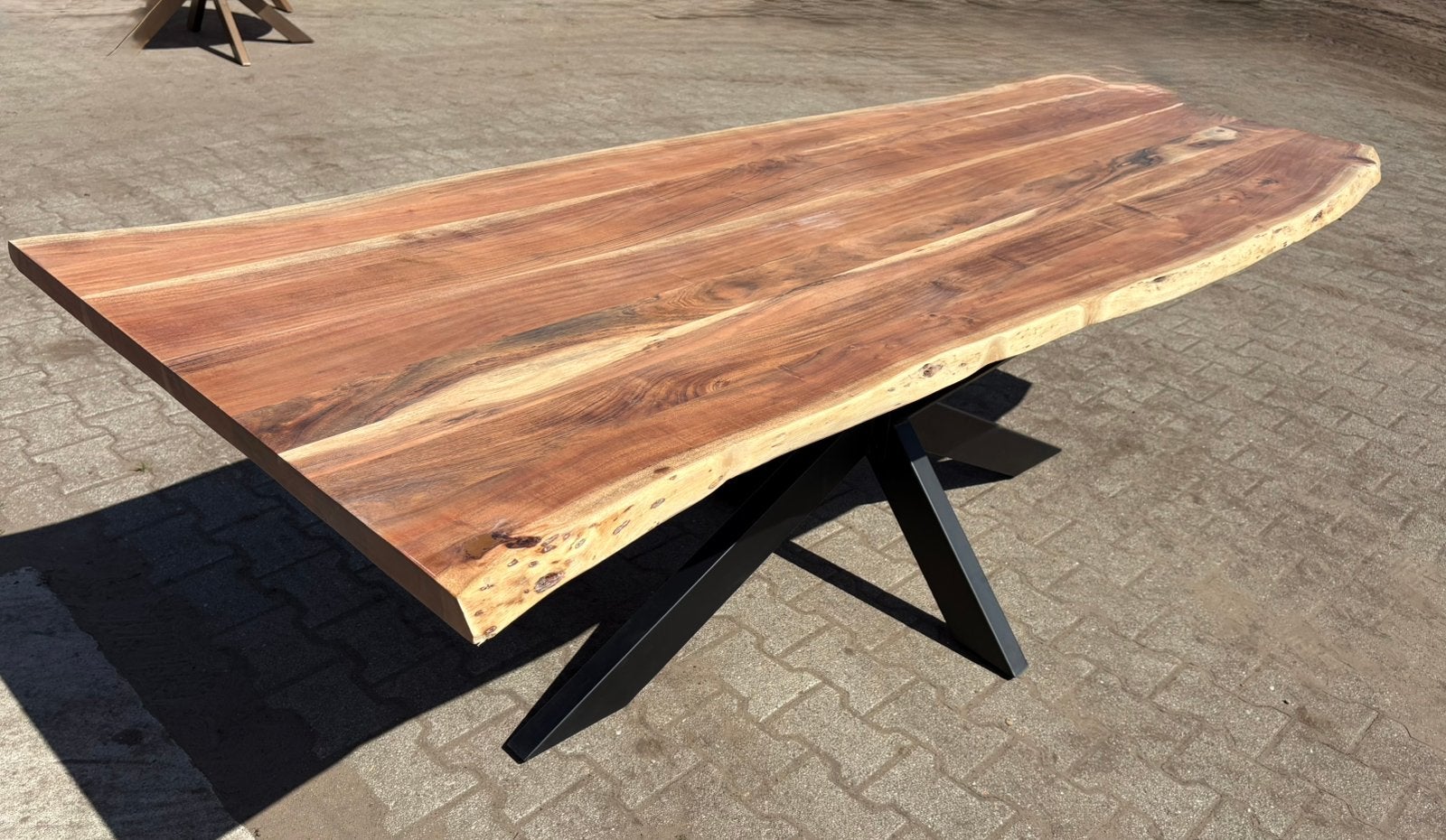Boomstamtafel Acaciahout 240 cm – Nieuw!, Huis en Inrichting, Tafels | Eettafels, Ophalen, Nieuw, Rechthoekig