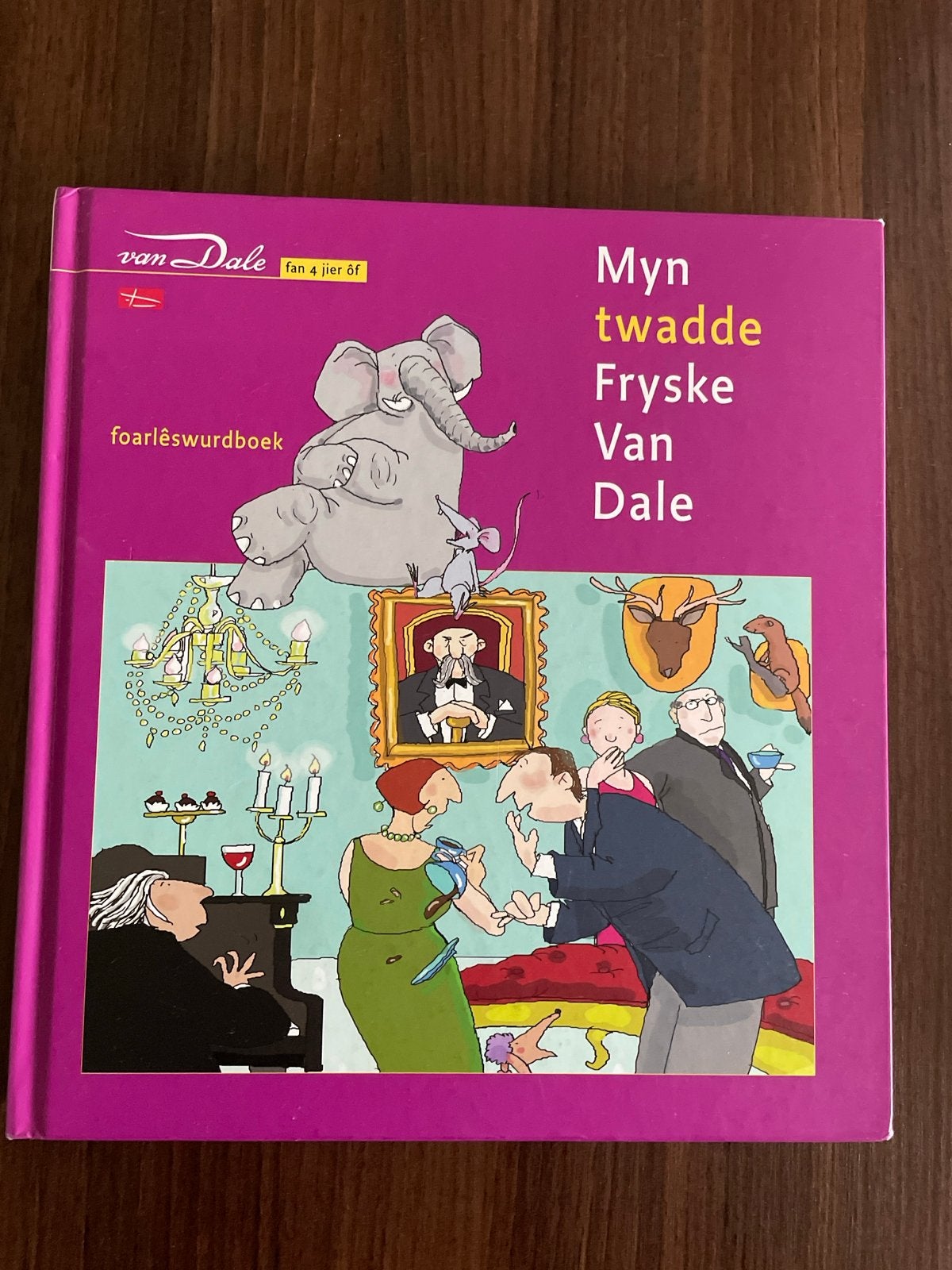 Myn twadde Fryske Van Dale - voorleeswoordenboek, Ophalen of Verzenden, Zo goed als nieuw, Non-fictie