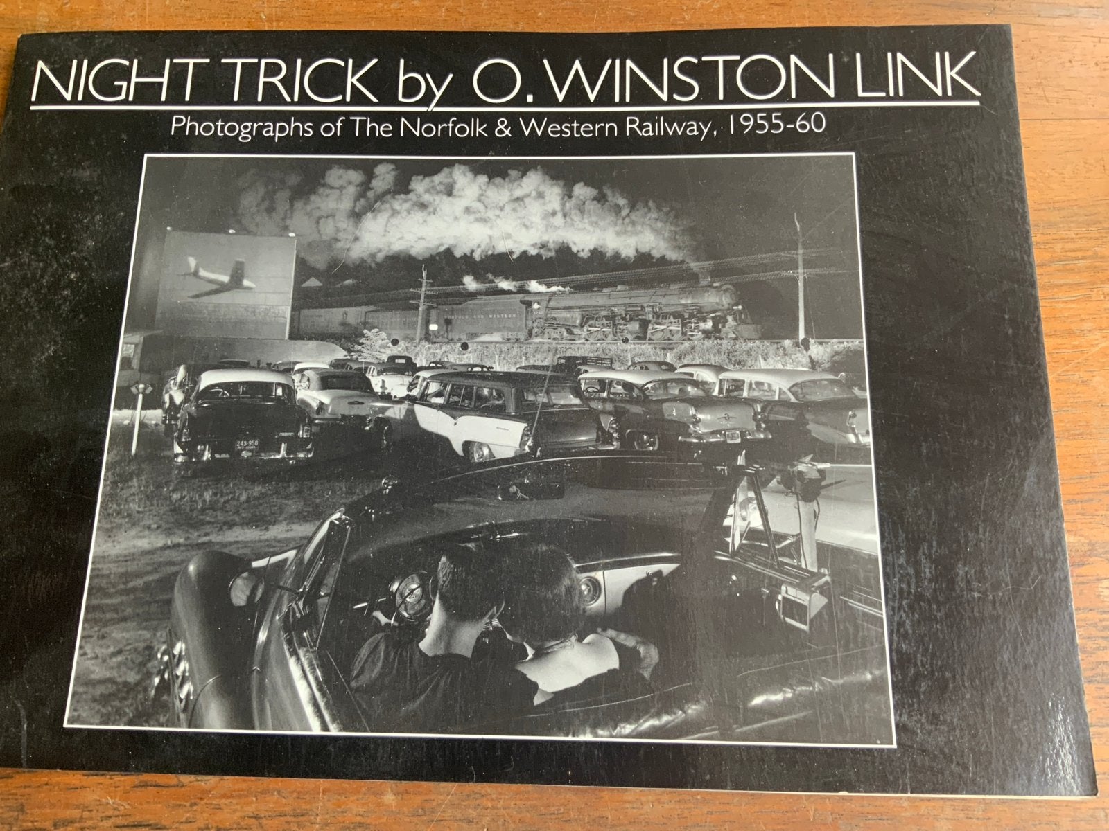 Night Trick O. Winston Link - Fotoboek gesigneerd, Ophalen of Verzenden, Zo goed als nieuw, Fotografie algemeen