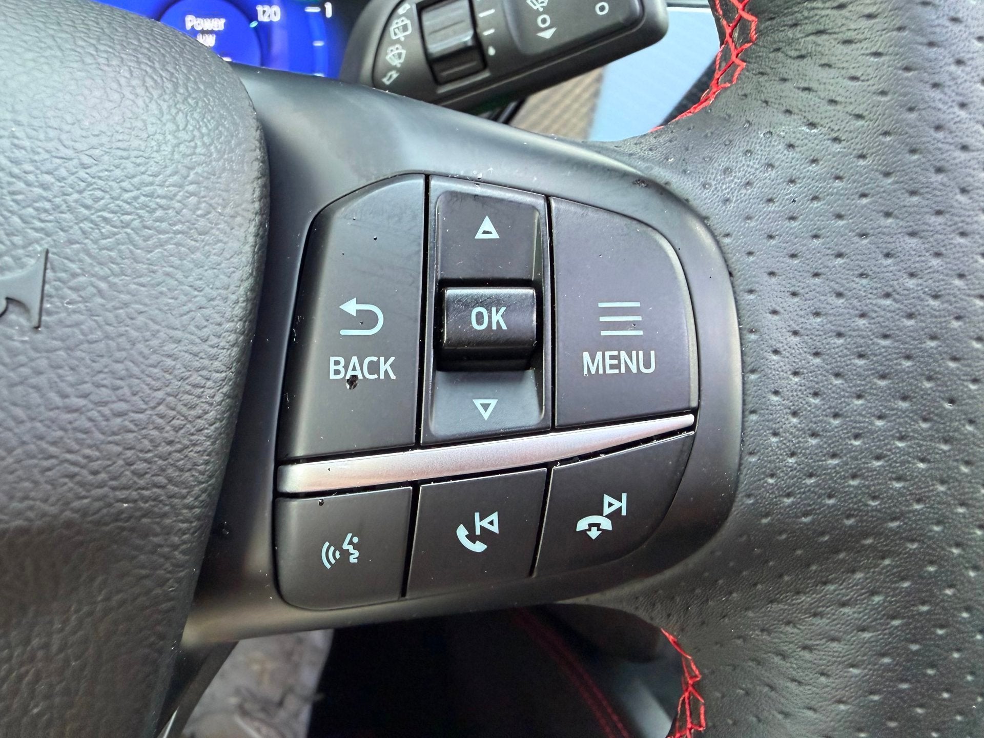 Foto 16 van Ford Kuga 2.5 PHEV ST-Line X PANO l TREKHAAK l ACC l 20''!
