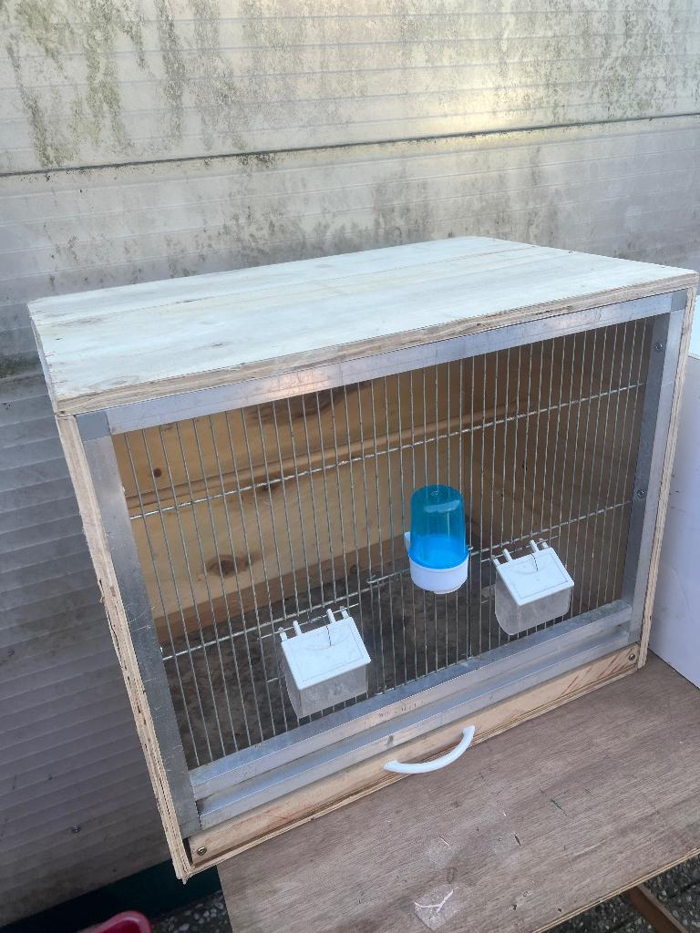 VogelHokken/kooien tekoop, Ophalen, Zo goed als nieuw, Overige materialen, Vogelkooi