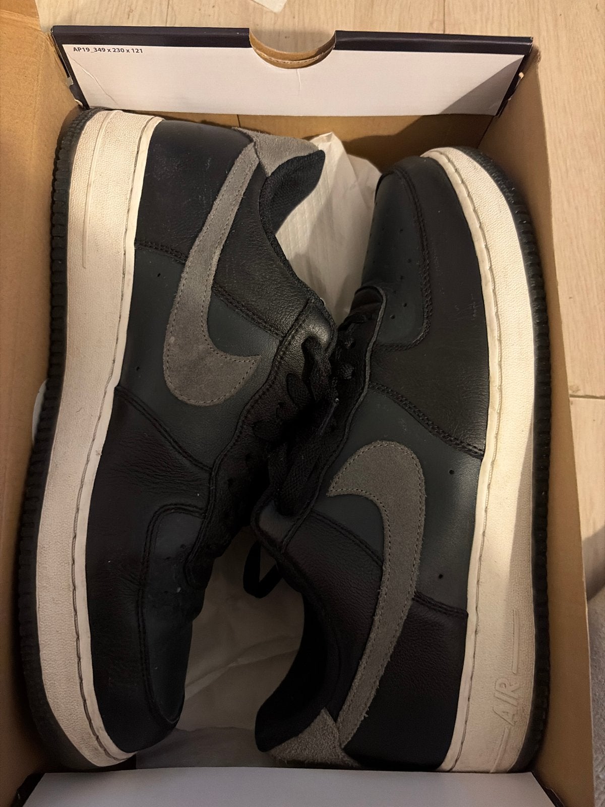 Nike Air Force 1 - Maat 47,5 4x gedragen, Ophalen of Verzenden, Gedragen, Zwart, Sneakers of Gympen