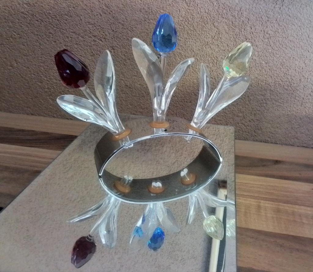 3 tulpen kristal Swarovski met standaard, Ophalen of Verzenden, Zo goed als nieuw, Figuurtje