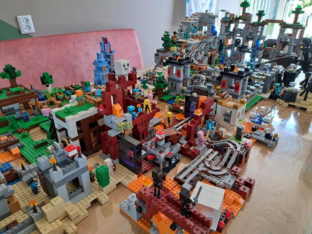 Lego Minecraft wereld! (26 sets, o.a. 21137, 21127, 21118), Ophalen, Gebruikt, Minecraft, Lego