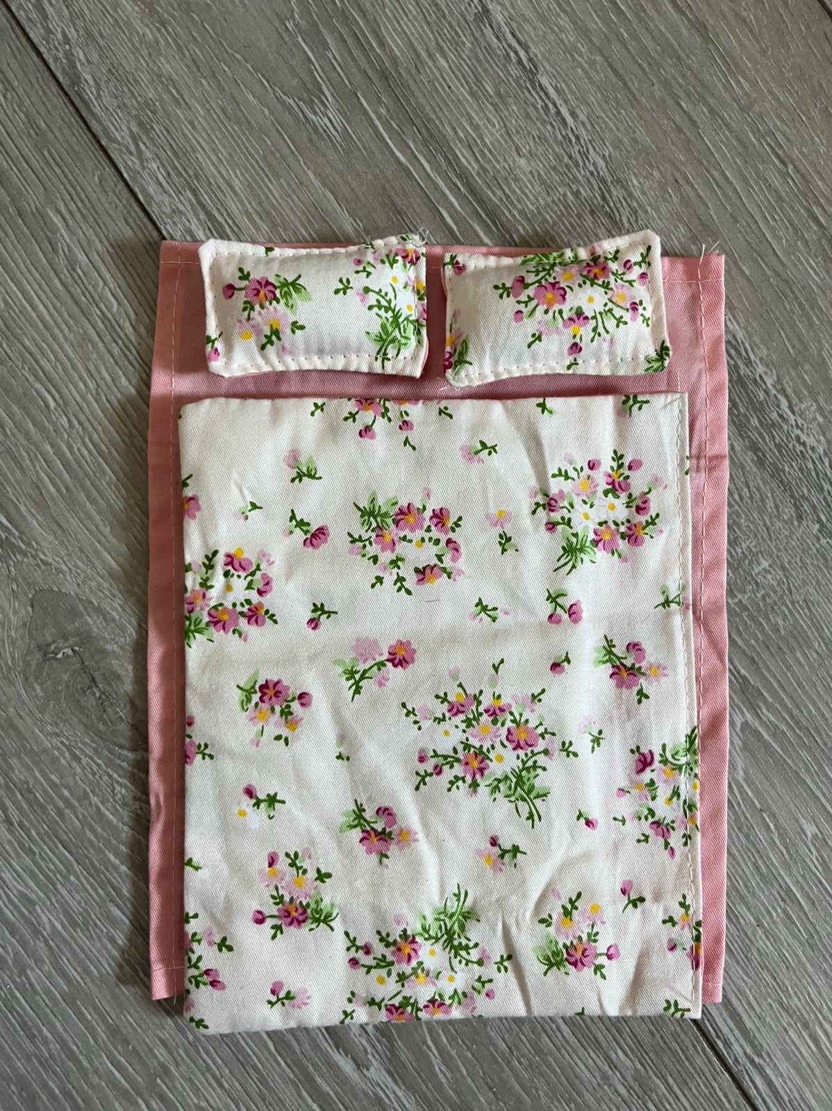 Roze beddengoed voor  bij maileg inclusief verzenden, Verzamelen, Poppenhuizen en Toebehoren, Ophalen, Nieuw, Poppenhuis
