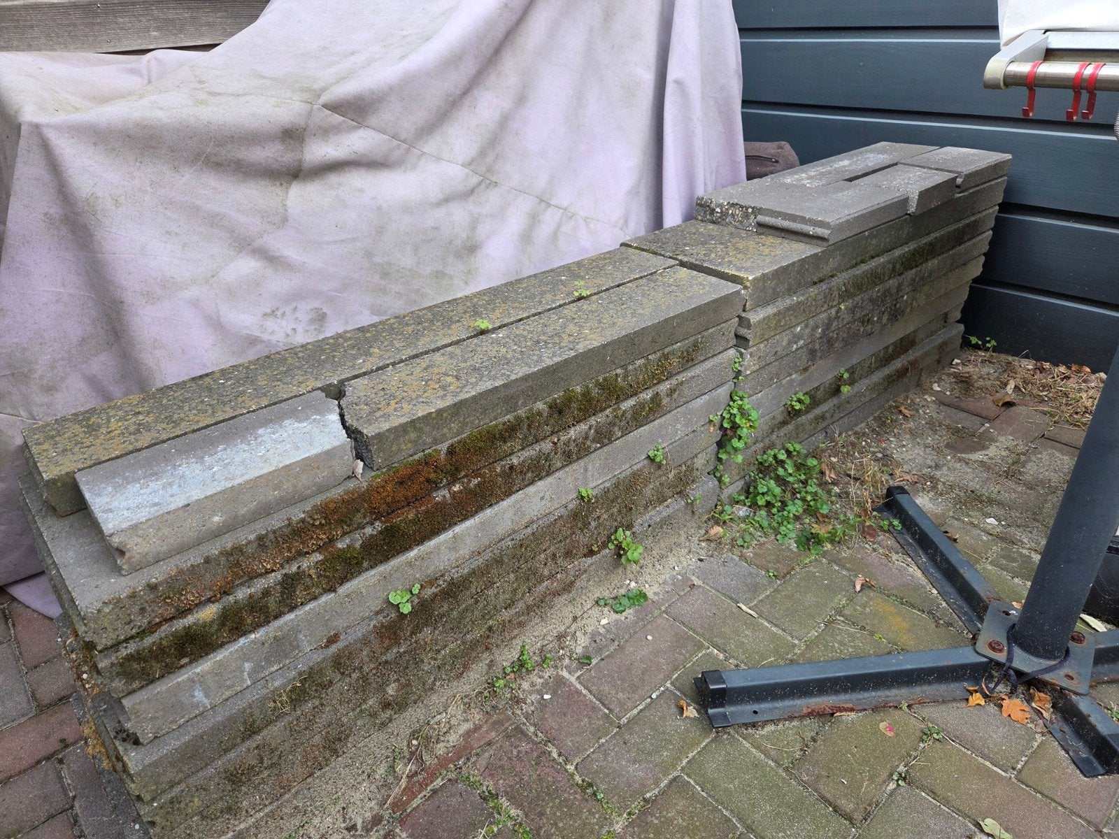 Gratis af te halen betonbanden (15x 1m), Ophalen, Gebruikt, Overige typen, 10 m² of meer