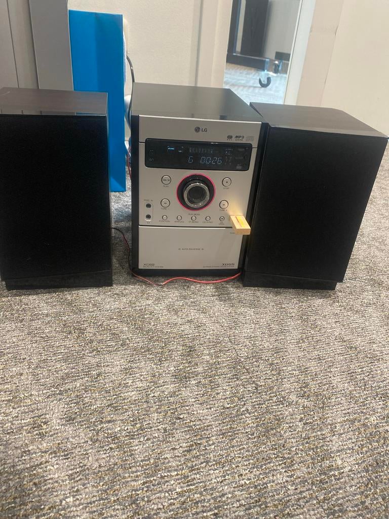 LG Micro Hifi Systeem met USB, CD, Cassette en Radio, Audio, Tv en Foto, Stereo-sets, Gebruikt, Cassettedeck, Microset, Ophalen