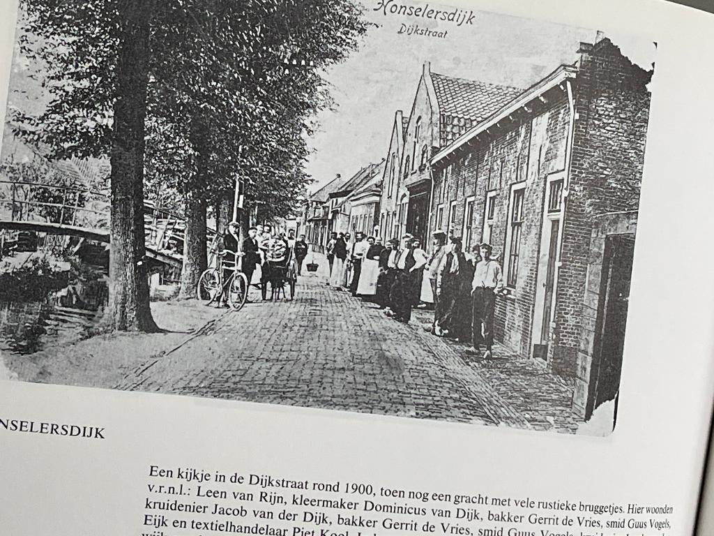 Naaldwijk in oude ansichten deel 1