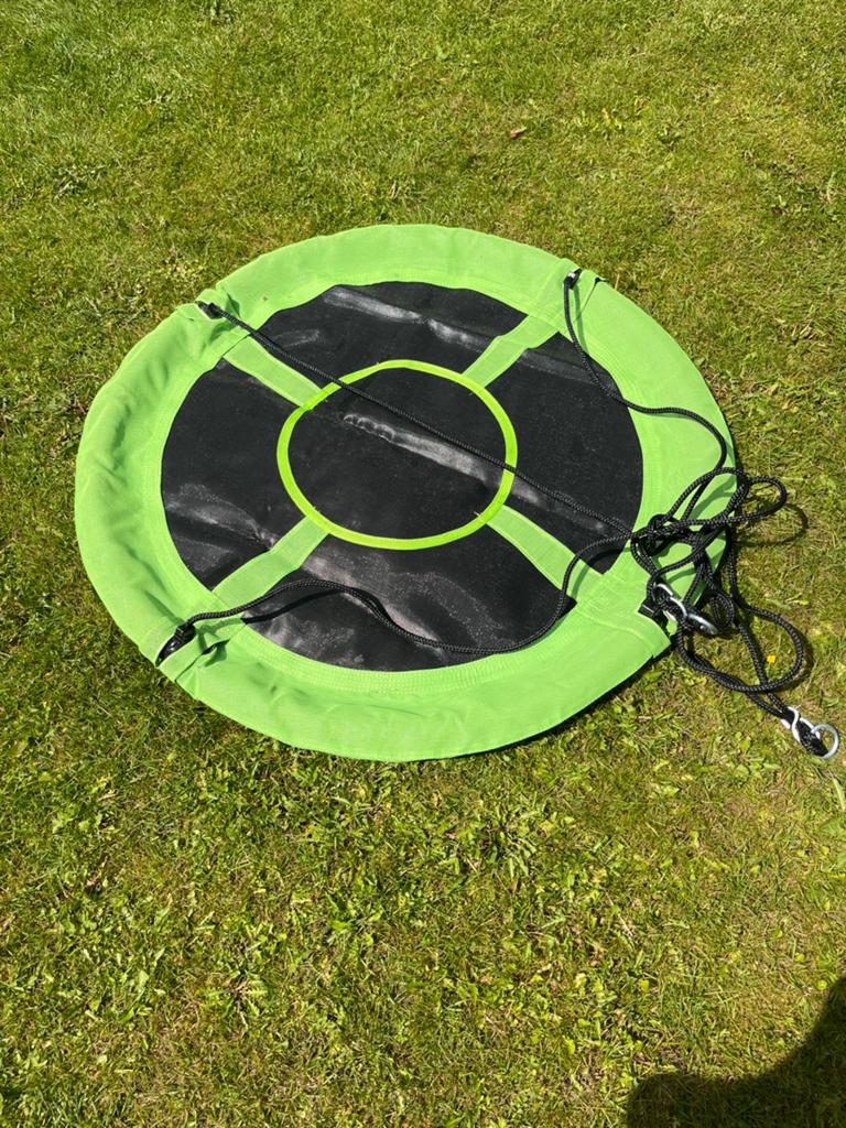 Groene nestschommelvoor buiten, Ophalen, Zo goed als nieuw, Schommel