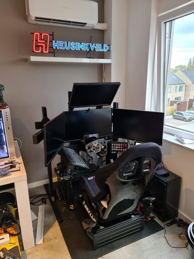 Sim-Lab P1-X met kuipstoel en Vario Triple-monitorstand, Ophalen, Gebruikt, Sim-Lab