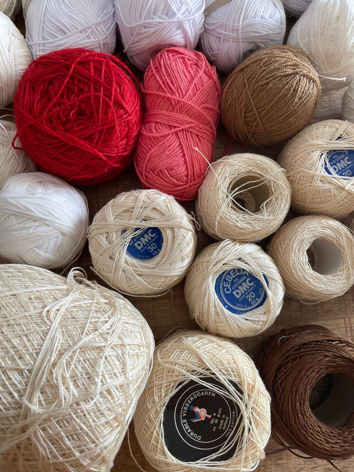 Grote partij katoen garen - bijna 1 kg diverse kleuren, Ophalen of Verzenden, Gebruikt, Breien of Haken, Wol of Garen