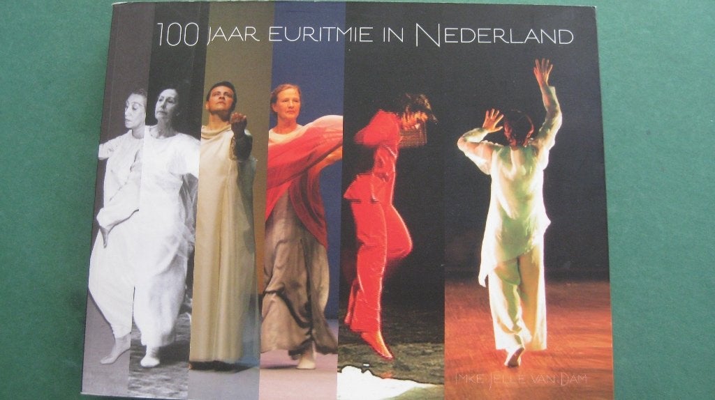 100 jaar euritmie in Nederland, Ophalen of Verzenden, Zo goed als nieuw, Overige onderwerpen