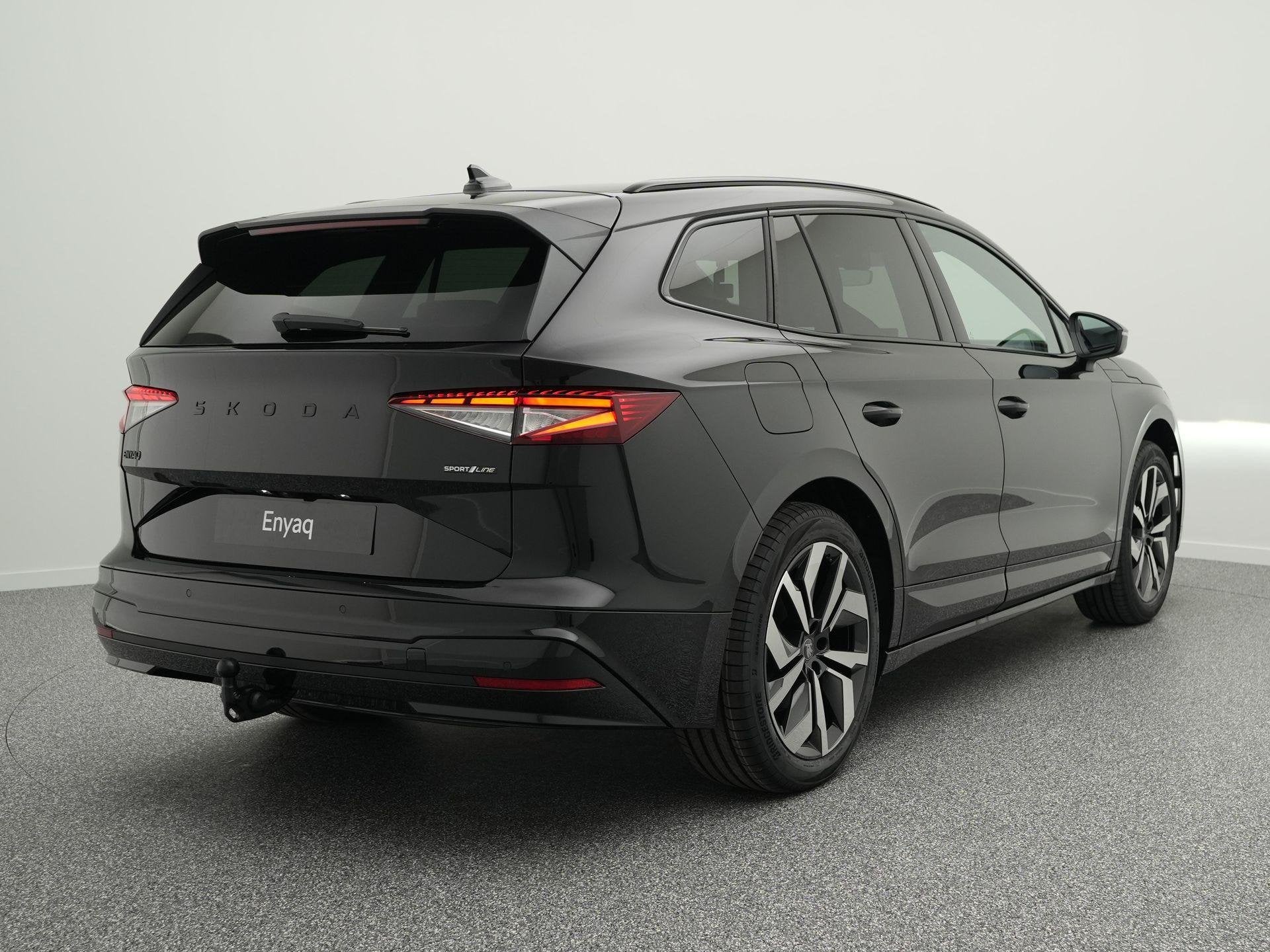 Skoda Enyaq Sportline 85 | Trekhaak | Camera | Navigatie | A, Automaat, Achterwielaandrijving, 510 min, 82 kWh