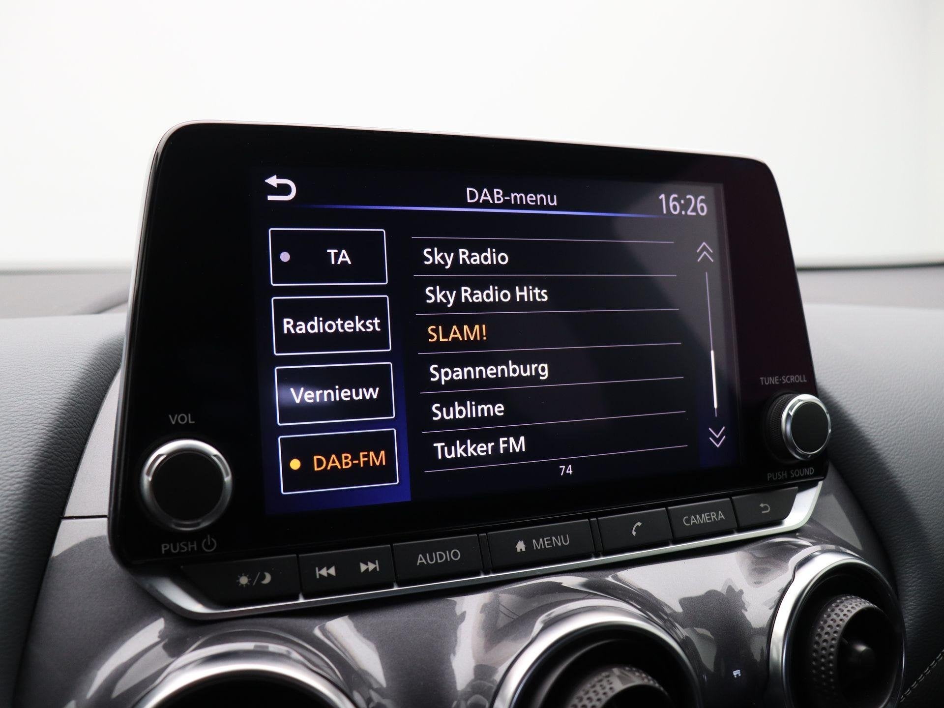 Foto 31 van Nissan Juke 1.0 DIG-T N-Connecta | Trekhaak | Apple Carplay