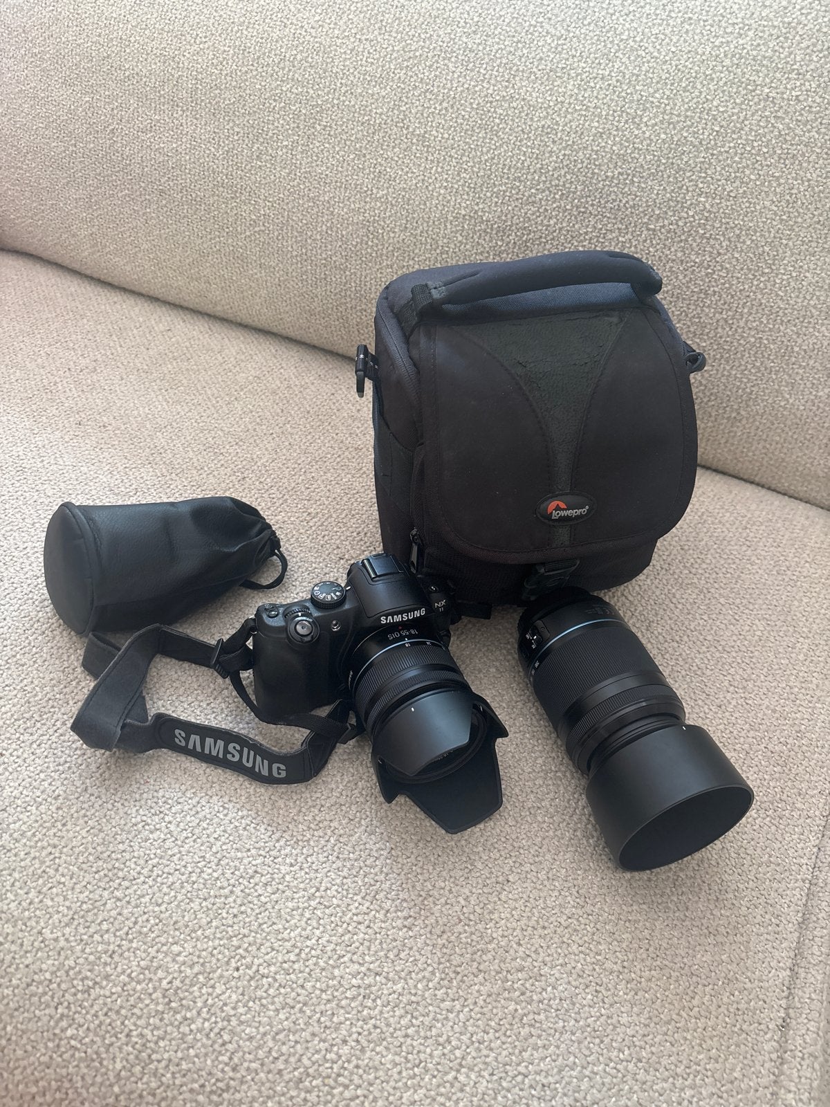 Samsung NX11 systeemcamera + 18-55mm + 50-200mm + tas, Ophalen, Gebruikt, Beeldstabilisatie, Samsung