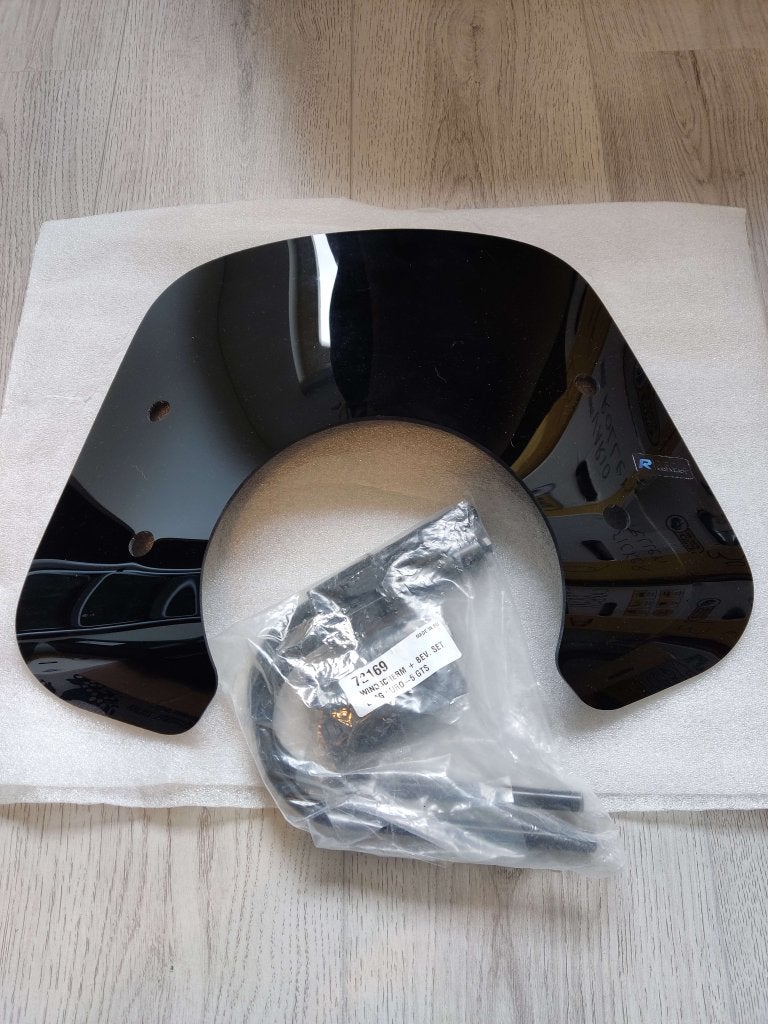 Windscherm Vespa GTS laag zwart HPE 2019-2022, Fietsen en Brommers, Info@jynkx.com, Nieuw, Ophalen of Verzenden, Piazza 99