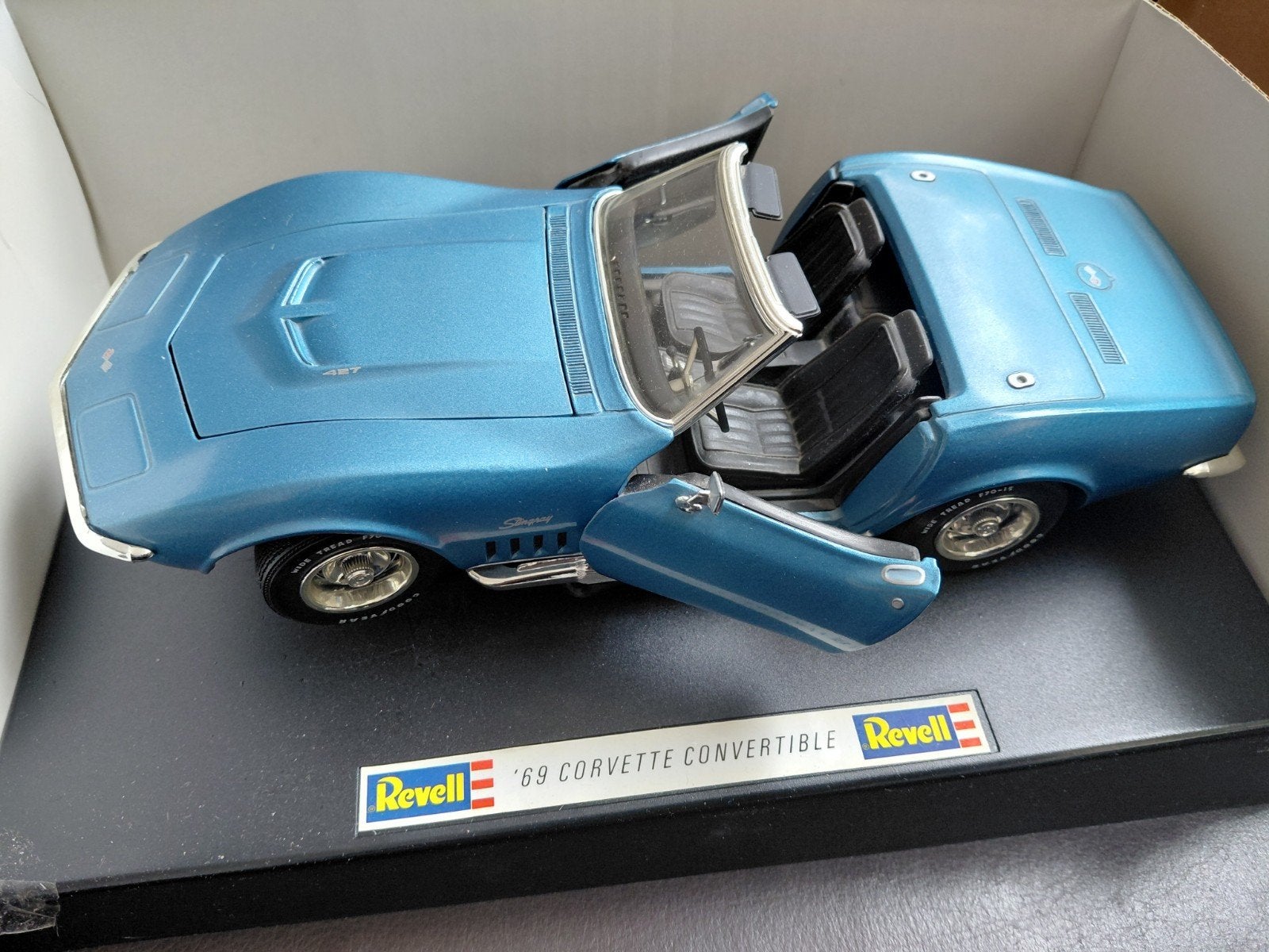 Corvette Convertible 1969 Revell 1:18 Diecast Model, Ophalen of Verzenden, Zo goed als nieuw, Auto, Revell