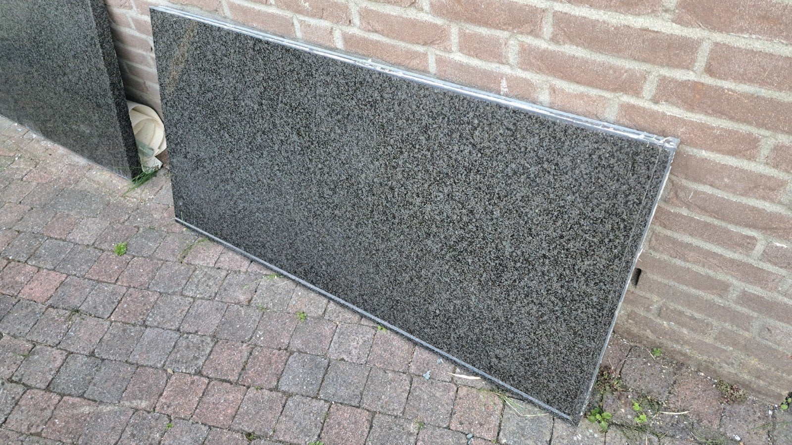 Delen van granieten aanrechtblad., Ophalen, 50 tot 75 cm, 200 cm of meer, Minder dan 100 cm