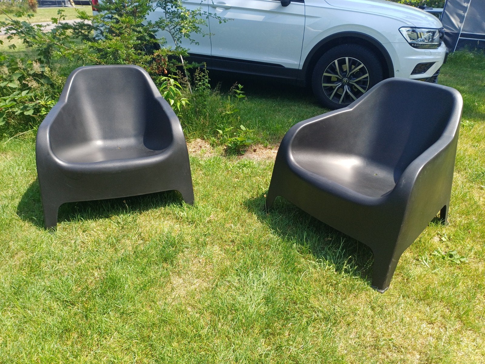 2x Antraciet Kunststof Tuinstoelen - Comfortabel & Duurzaam, Tuin en Terras, Ophalen, Zo goed als nieuw, Kunststof, Stapelbaar
