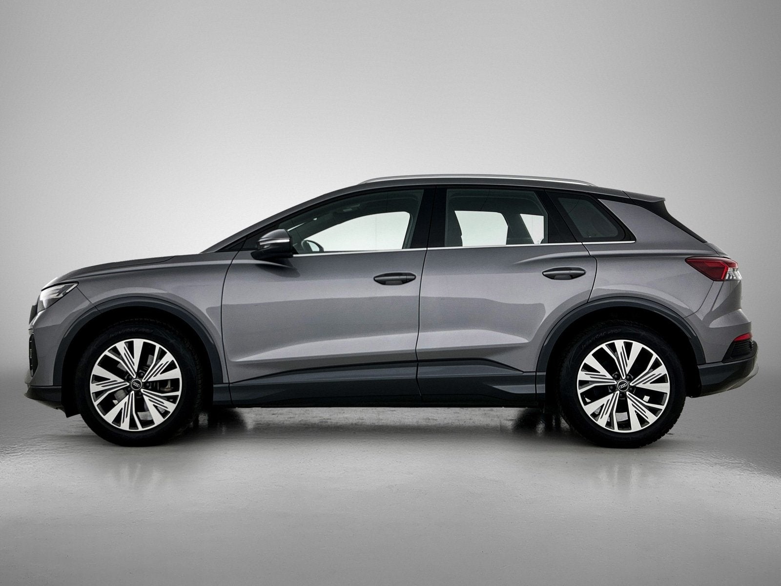 Audi Q4 e-tron 35 Advanced edition 55 kWh | Navi | Clima |, Auto's, Stof, Gebruikt, Zwart, 24 min