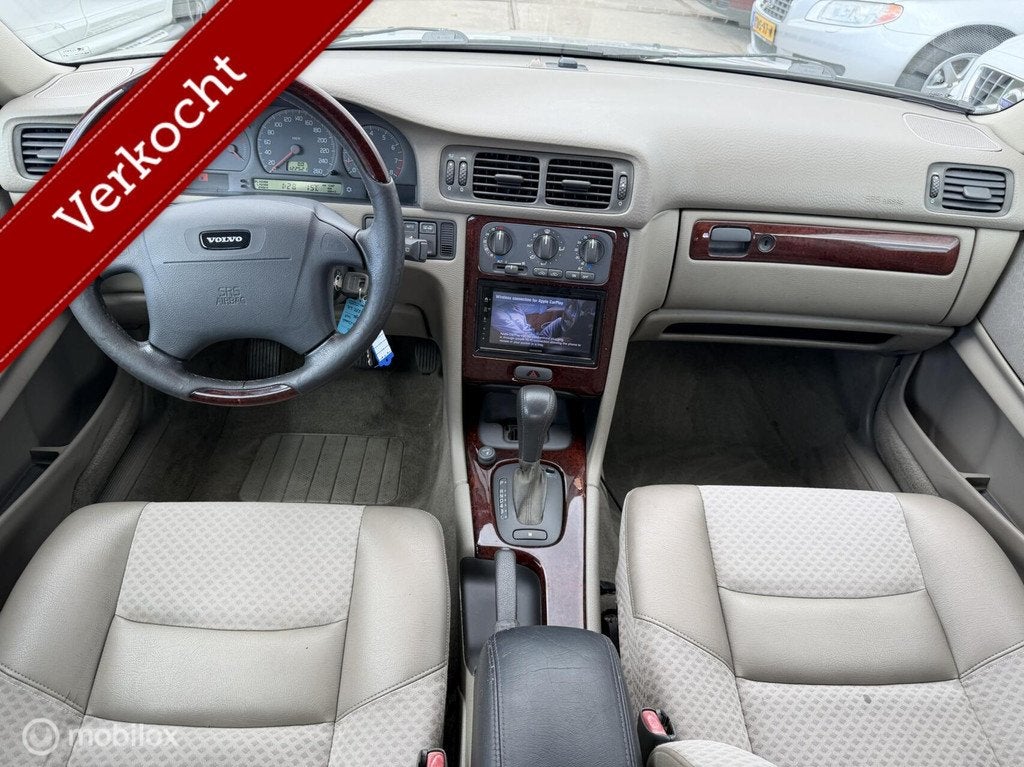 Volvo V70 2.4 AUTOMAAT / LPG G3, Auto's, Volvo, Gebruikt, Skiluik, 2435 cc, 1600 kg