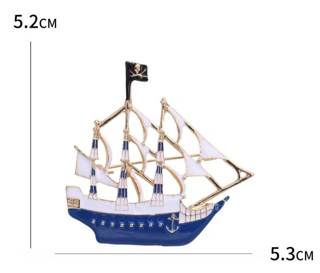Nieuwe Broche Piratenschip - Blauw en Wit Emaille, Ophalen, Overige materialen, 4 tot 7 cm, Blauw